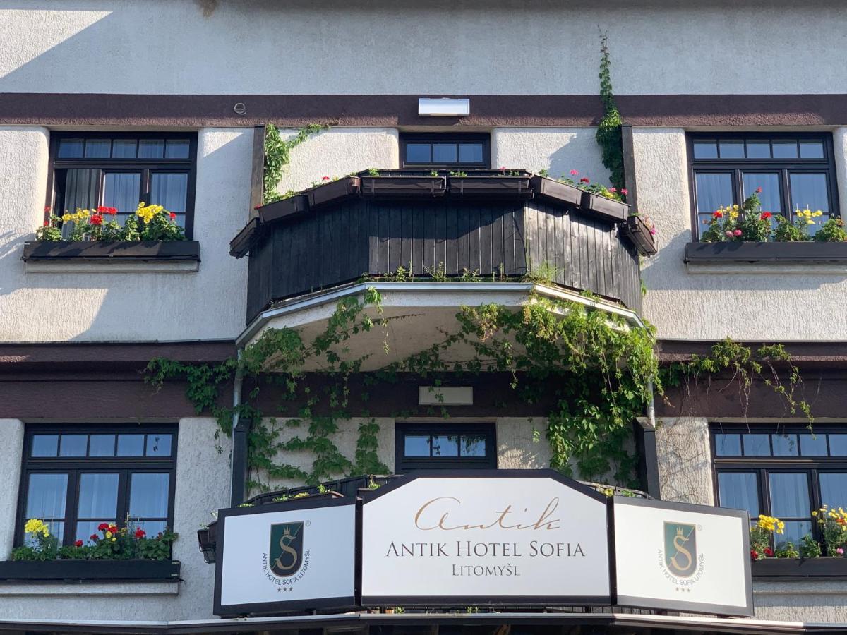 Antik Hotel Sofia Litomyšl Kültér fotó