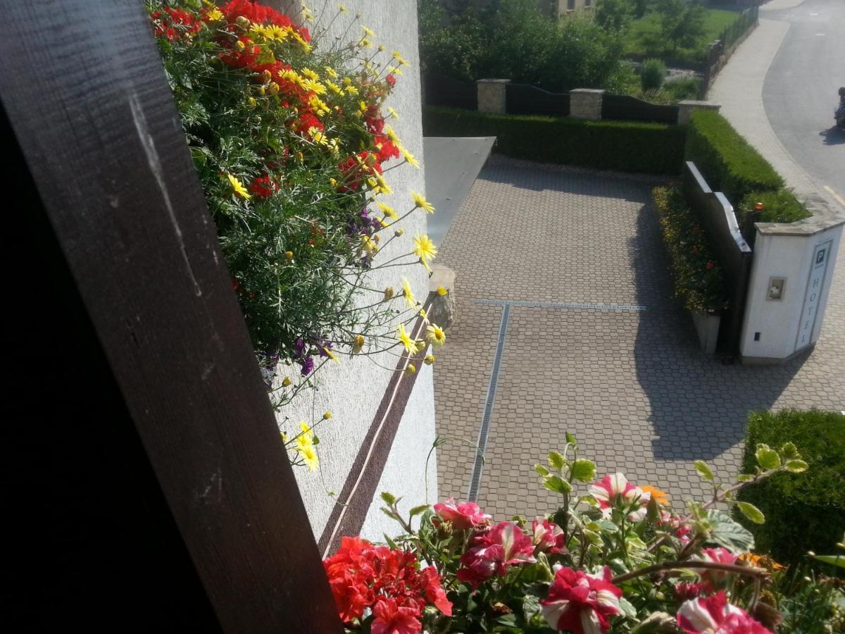 Antik Hotel Sofia Litomyšl Kültér fotó