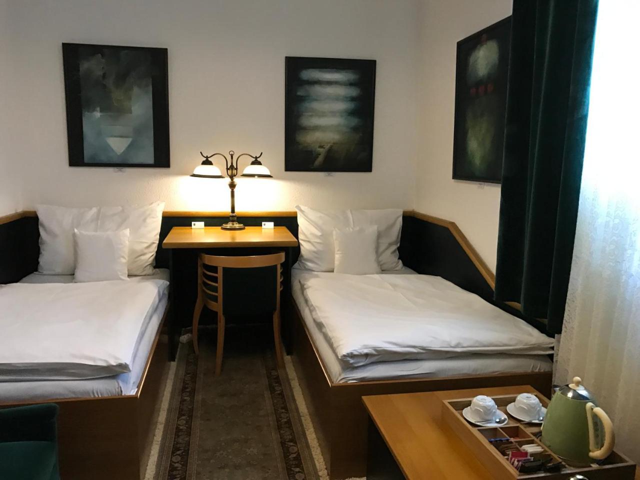 Antik Hotel Sofia Litomyšl Kültér fotó